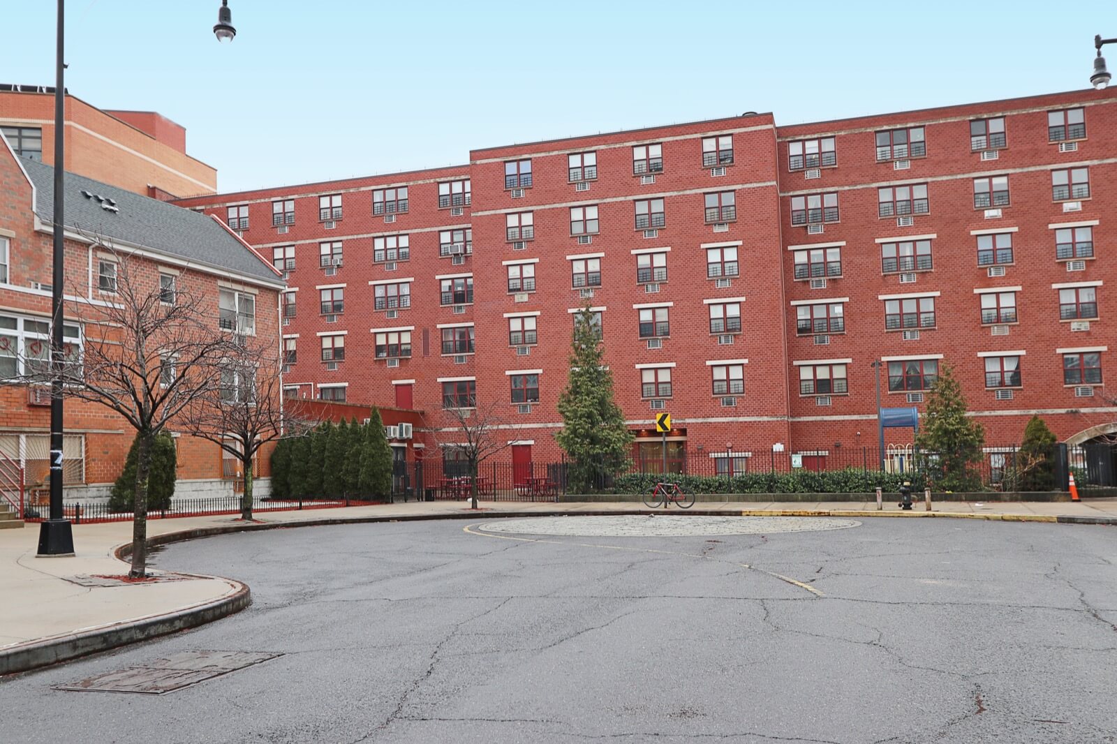 20 Renaissance Ct, Brooklyn 23